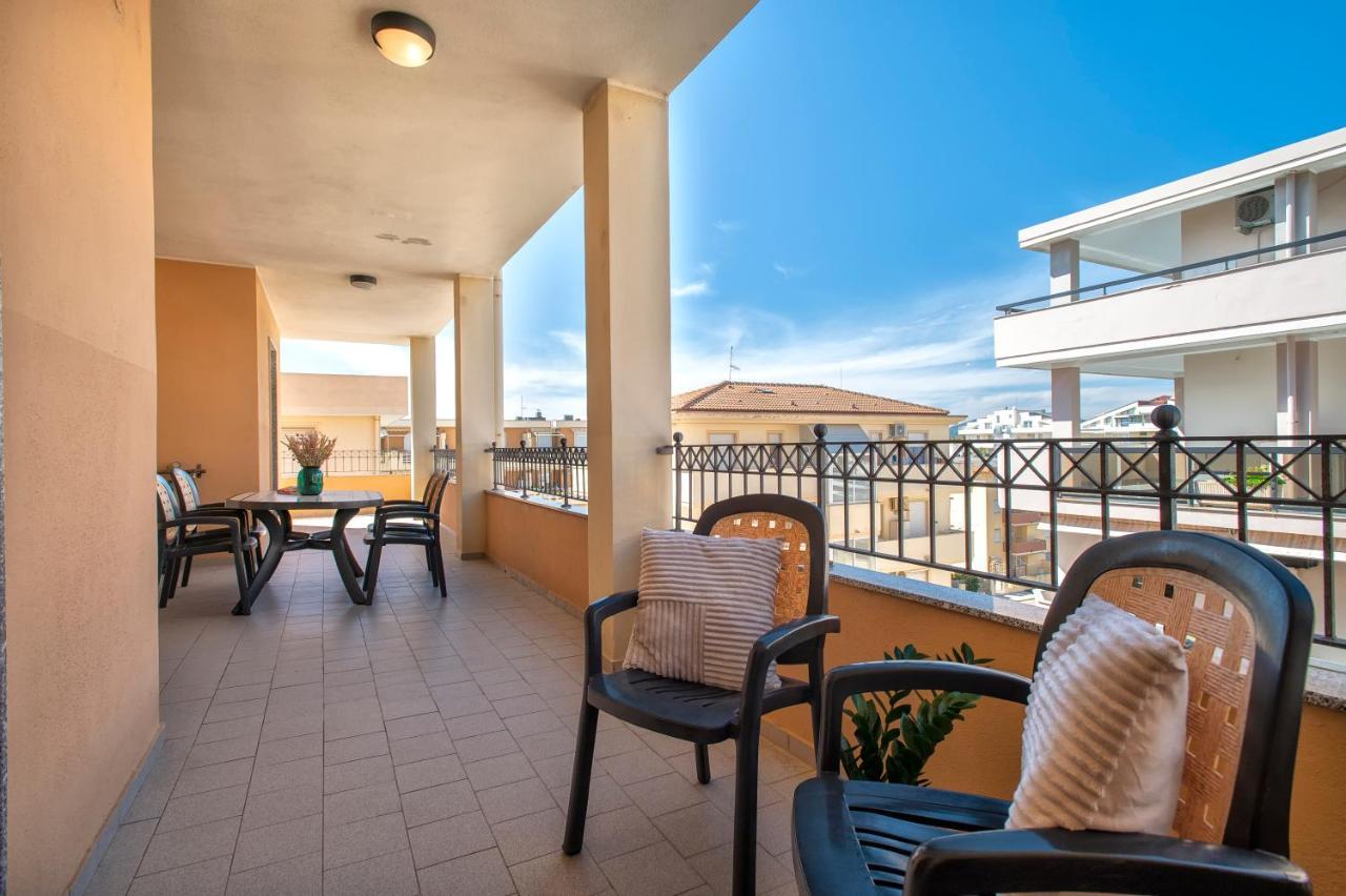 Le Terrazze Apartments Alghero Eksteriør billede